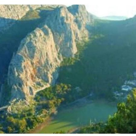 Apartamento En Cortijo Totalmente Reformado En Pleno Paraje Natural Junto Al Caminito Del Rey Y Los Sectores Mas Importantes De Escalada A Solo 2 Minutos De La Estacion De Tren 埃尔乔罗 外观 照片